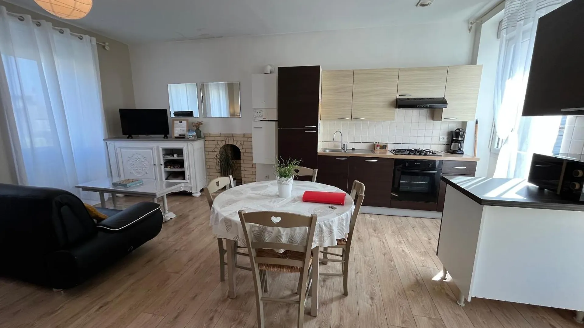 Holiday home Le Gite De Leon Saint-Pol-de-Leon